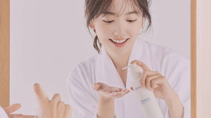 4 Rekomendasi Cleanser untuk Kulit Kering