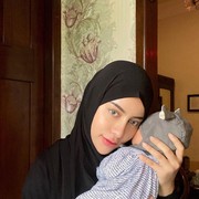 Tak Pernah Diekspos, Akhirnya Aghia Punjabi Memperlihatkan Wajah Anaknya!