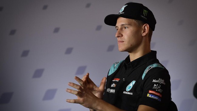 Pembalap Petronas Fabio Quartararo mengkritik Yamaha usai Joan Mir juara dunia di MotoGP Valencia 2020, Minggu (15/11).