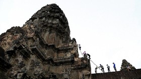 Kisah Tukang Kebun 'Ninja' di Angkor Wat