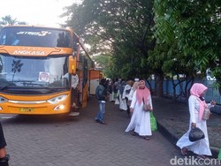 Penganut Syiah Dibaiat Jadi Suni, Rasa Ingin Pulang ke Sampang Makin Bergelora