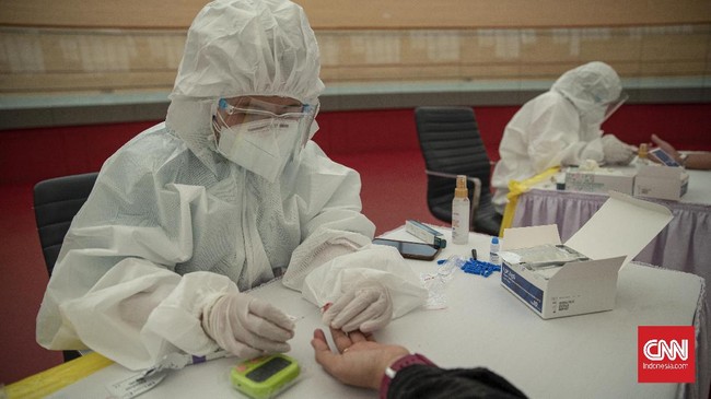Satgas berupaya menyiapkan testing covid-19 dengan metode rapid test antigen bagi petugas KPPS di Pilkada 2020 karena lebih ekonomis.