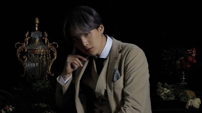Penggemar BTS meminta pihak promotor menjelaskan soal adanya dugaan pembatasan akses pembelian tiket konser Suga.