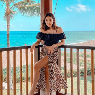 Gisel Asyik Liburan di Pantai VS Sosok MYD di Video Seks Terbongkar