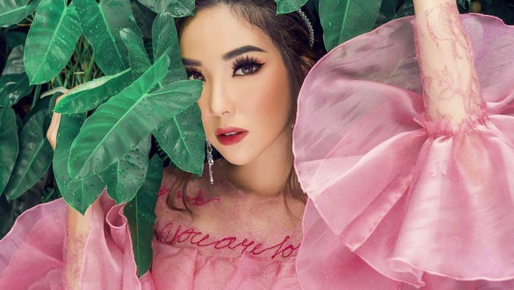 Gisella Anastasia Gisella Anastasia