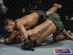 ONE Championship: Eko Roni Menang, Kiamrian Abbasov Juara Dunia Lagi