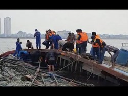 Kapal KM Bina Rejeki Terbalik di Muara Angke, Satu ABK Ditemukan Tewas