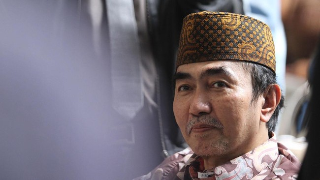 Gatot Brajamusti sempat dibawa ke IGD RS Pengayoman, namun akhirnya meninggal dunia.