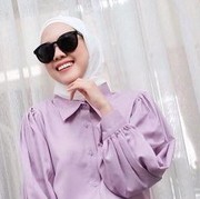 Jadi Tren 2020, Intip 5 Inspirasi Padu Padan Warna Lilac Buat Hijabers