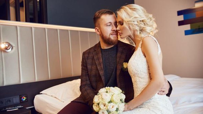 Agar Tidak Tegang, Simak Tips Malam Pertama Supaya Lebih Menyenangkan dan Berkesan