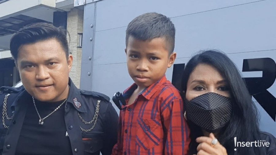 Posan Tobing, Alwiansyah dan Rita Sugiarto