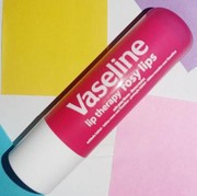 Review Vaseline Lip Theraphy Rosy Lips, Ampuh Atasi Bibir Kering dan Pecah-pecah
