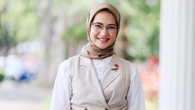 Stafsus Jokowi soal Risma Minta Tunarungu Bicara: Tujuannya Baik