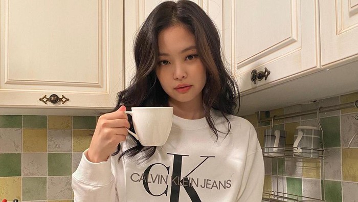 Tips Diet Jennie Blackpink Ini Bantu Ladies Turun 4-5 Kg dalam Seminggu, Berani Coba? Tips Diet Jennie Blackpink Ini Bantu Ladies Turun 4-5 Kg dalam Seminggu, Berani Coba?