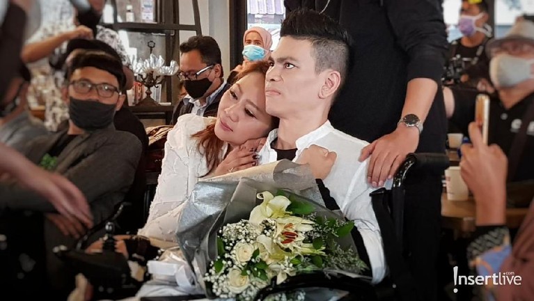 Potret Mesra El Ibnu dan Sarah Dee yang Disebut Segera Menikah - Foto 1