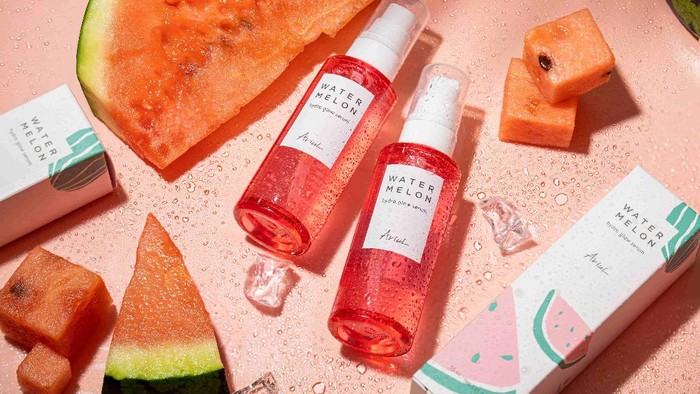 Kulit Glowing dan Terhidrasi dengan Rangkaian Ariul Watermelon Hydro Glow Ekstrak Semangka!