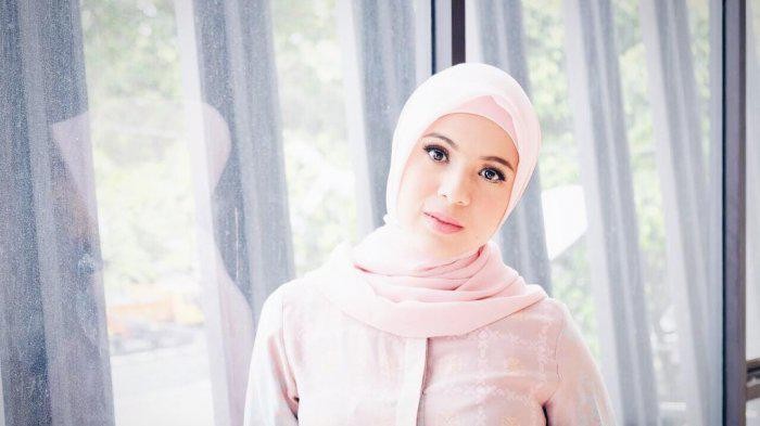 Outfit Hijab Kece dan Unik ala Nycta Gina