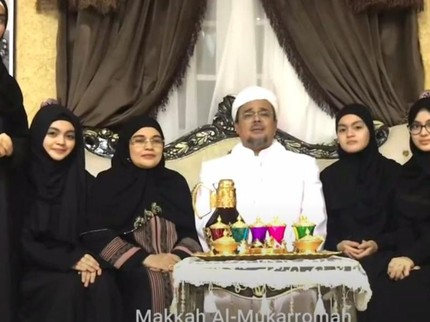Sosok Syarifah Najwa Shihab, Anak Habib Rizieq yang Akan Menikah