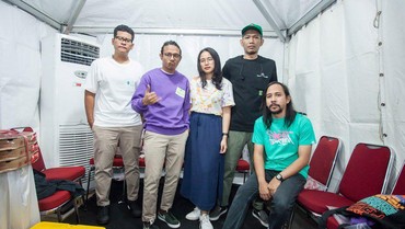 Lirik Lagu Timur - The Adams