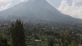 VIDEO: Gunung Merapi Siaga, Ada Warga Yang Tidak Mengungsi