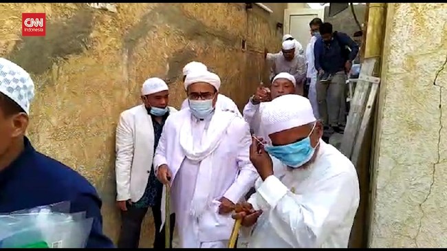 Berdasarkan pantauan aplikasi Flightradar24, pesawat yang ditumpangi Rizieq Shihab sekitar pukul 07.45 WIB  tengah mengudara di wilayah Jambi.