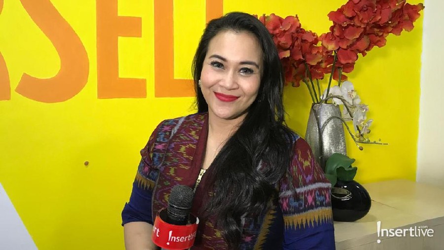 Zoya Amirin