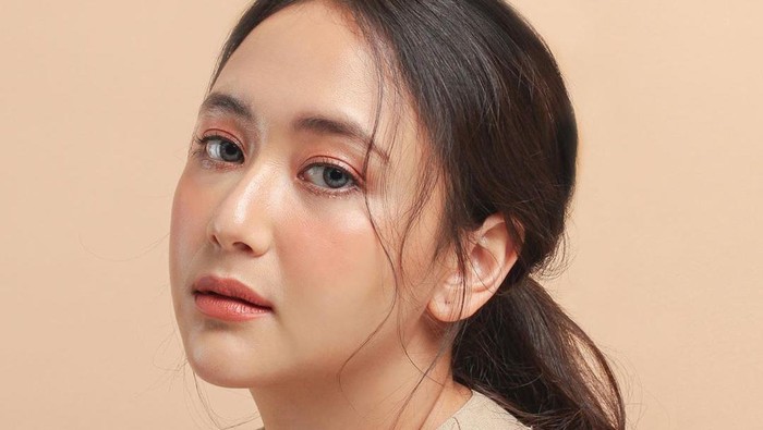 Dinar Amanda, Sosok Inspiring Womenpreneur di Balik 'Rollover Reaction' Dinar Amanda, Sosok Inspiring Womenpreneur di Balik 'Rollover Reaction'