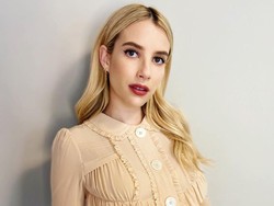 Emma Roberts Blokir Ibunya di Instagram Usai Dianggap Terlalu Ember