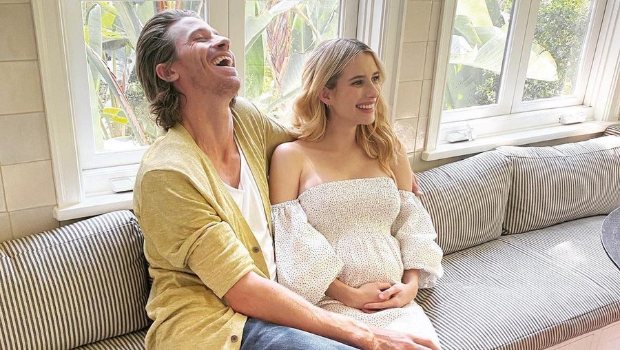 Emma Roberts Nantikan Kelahiran Anak Pertama