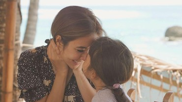 img-title Gisel Galau & Kesepian Rayakan Tahun Baru 2021 Tanpa Gempi