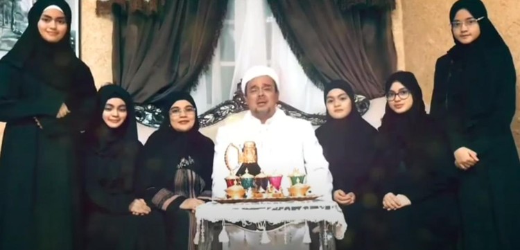 Habib Rizieq dan Keluarga