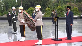 Machmud Singgirei, Pahlawan Nasional Pertama dari Papua Barat