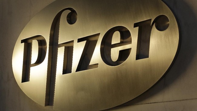 CEO Pfizer Albert Bourla menjual sahamnya senilai US$5,6 juta buntut klaim vaksin corona buatan perusahaan ampuh 90 persen.