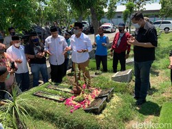 Kakak Whisnu Sakti Buana Dukung Machfud-Mujiaman di Pilwali Surabaya