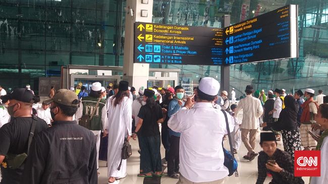 AP II Jamin Penumpang Terimbas Rizieq Pulang Bisa Reschedule AP II menyebut maskapai mengonfirmasi bahwa penumpang bisa menjadwal ulang penerbangan terkait imbas kemacetan kepulangan Rizieq Shihab.