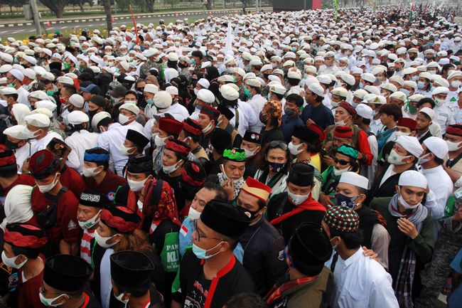 Macet Parah Akibat Kepulangan Rizieq Shihab