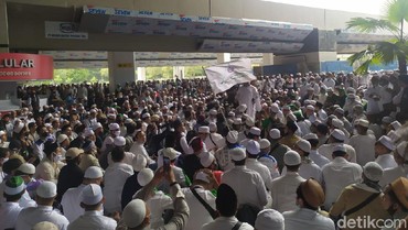 Demi Cegah Penularan Covid-19, Ustaz Ini Bubarkan Jamaah
