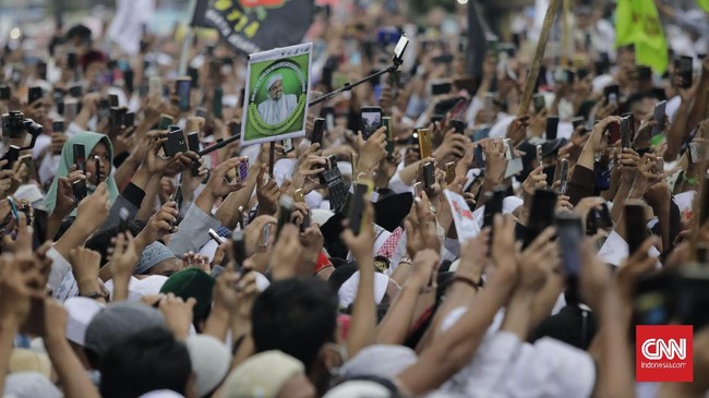 FPI, Persaudaraan Alumni 212 dan Gerakan Nasional Pengawal Fatwa Ulama akan demo ke depan Istana pada Jumat (18/12) guna menuntut pembebasan Rizieq Shihab.