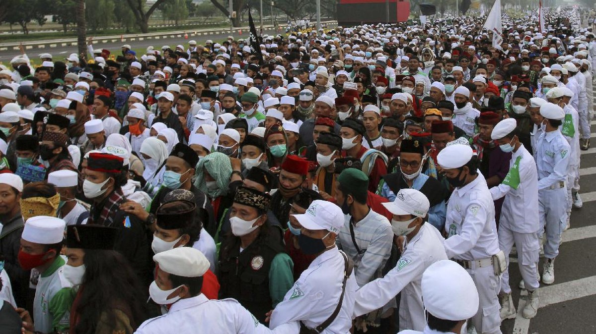 FOTO: Rizieq Shihab Pulang ke Indonesia