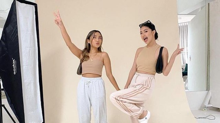 Pose Foto di Instagram yang Hits di Kalangan Influencer