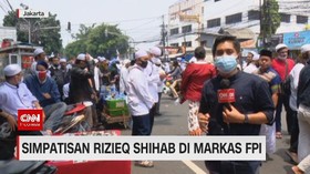 VIDEO: Simpatisan Rizieq Shihab di Markas FPI
