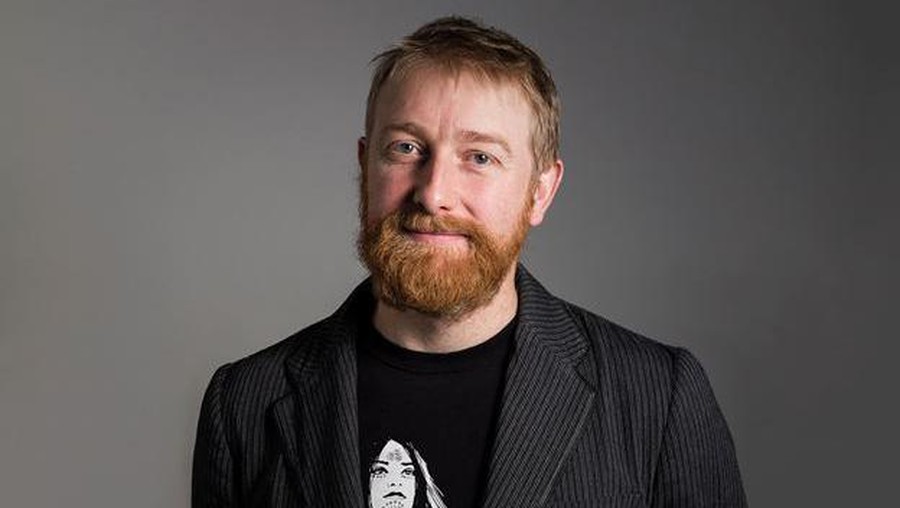 Sutradara peraih Oscar Hugh Welchman jadi korban impersonator.