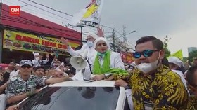 VIDEO: Pekik Takbir Menyambut Rizieq di Petamburan