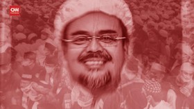VIDEO: Pendukung Sambut Kepulangan Rizieq di Bandara Soetta