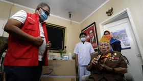 Kemensos Beri Tunjangan Kehormatan bagi Perintis Kemerdekaan