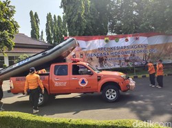 Potensi Bencana Tinggi, Pemkab Cianjur Siagakan Relawan-Alat Berat