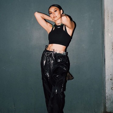 Keren! Video Klip Agnez Mo Diadaptasi Jadi Komik