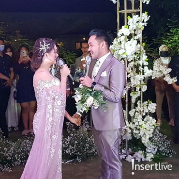 Mahar Mewah Jenita Janet hingga Heboh Pernikahan Sesama Jenis