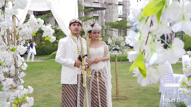 Jenita Janet dan Danu Sofwan Jenita Janet dan Danu Sofwan