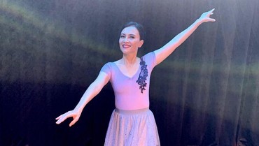 Luki Ariani, Ibu Sherina Munaf yang Awet Muda dan Menyita Atensi